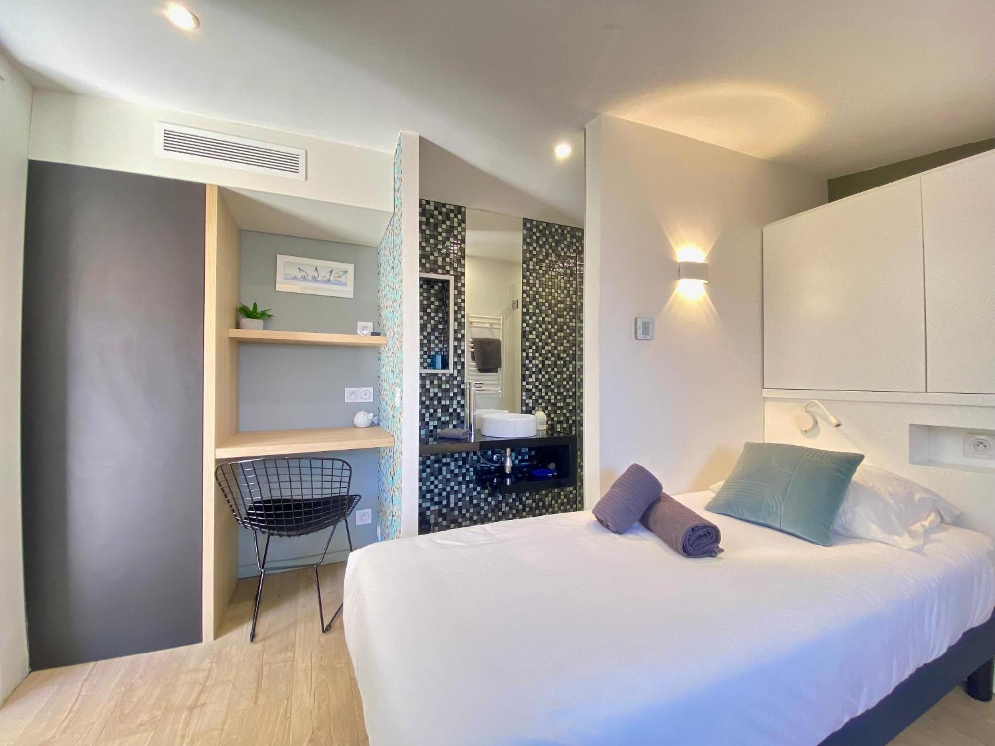 Luxury "Les Toits Du Soleil" - Magnifique Appartement Avec Terrasses Et Jacuzzi - Centre De Cannes - By Scls Locations Buitenkant foto