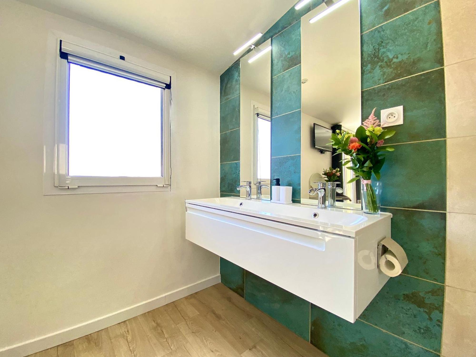 Luxury "Les Toits Du Soleil" - Magnifique Appartement Avec Terrasses Et Jacuzzi - Centre De Cannes - By Scls Locations Buitenkant foto