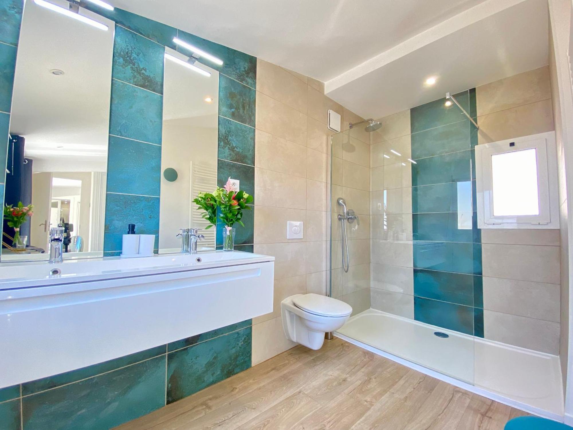 Luxury "Les Toits Du Soleil" - Magnifique Appartement Avec Terrasses Et Jacuzzi - Centre De Cannes - By Scls Locations Buitenkant foto