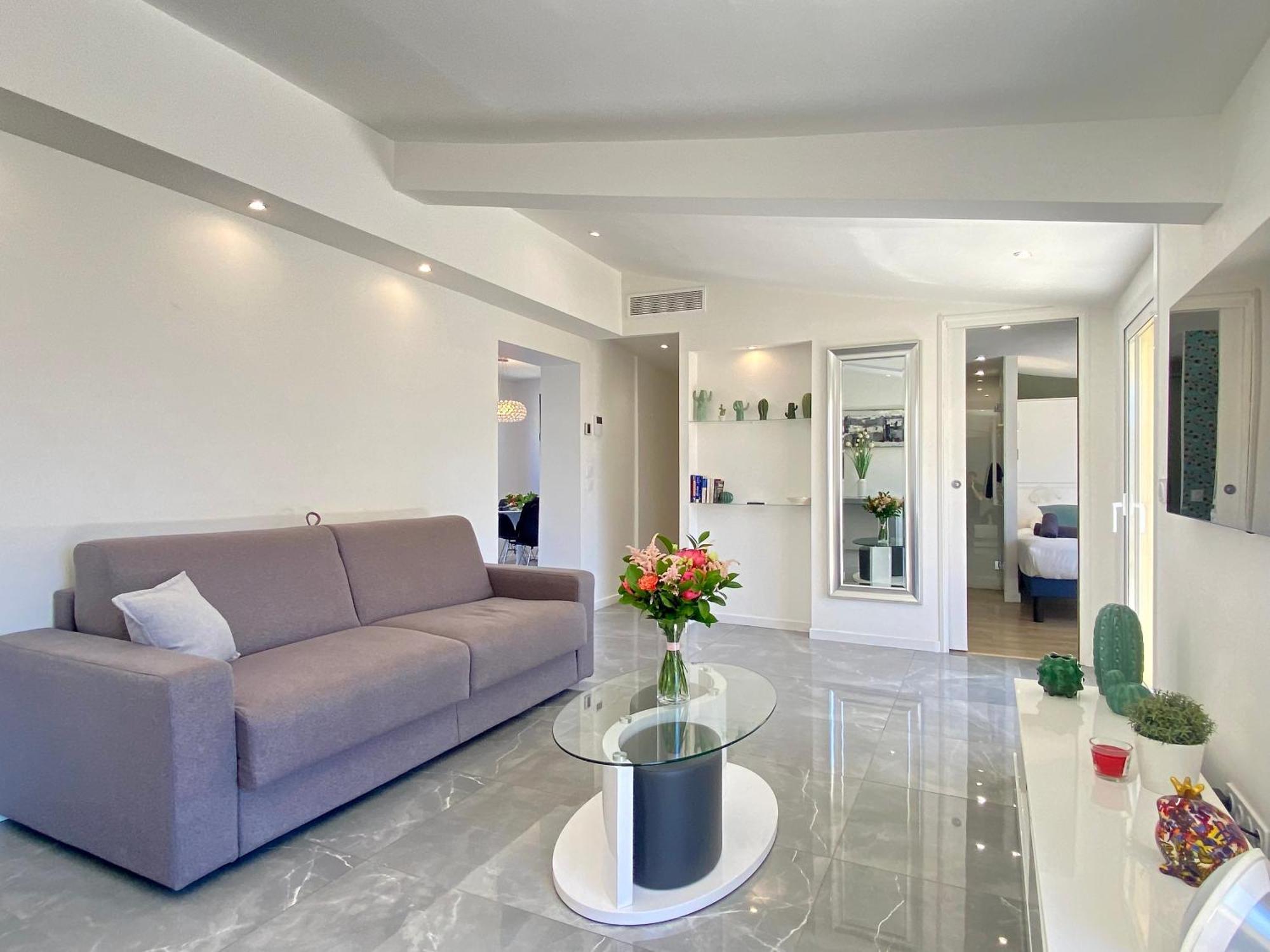 Luxury "Les Toits Du Soleil" - Magnifique Appartement Avec Terrasses Et Jacuzzi - Centre De Cannes - By Scls Locations Buitenkant foto